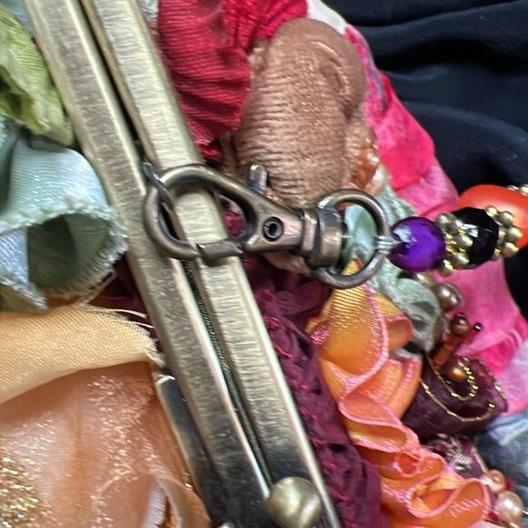 Mary Frances Firefly Luxury Floral Handbag w/ Cert of Auth, Retired Design #1467 - Picture 5 of 16